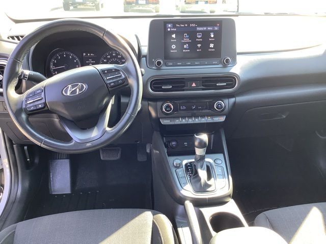 2022 Hyundai Kona SEL N Line photo 8