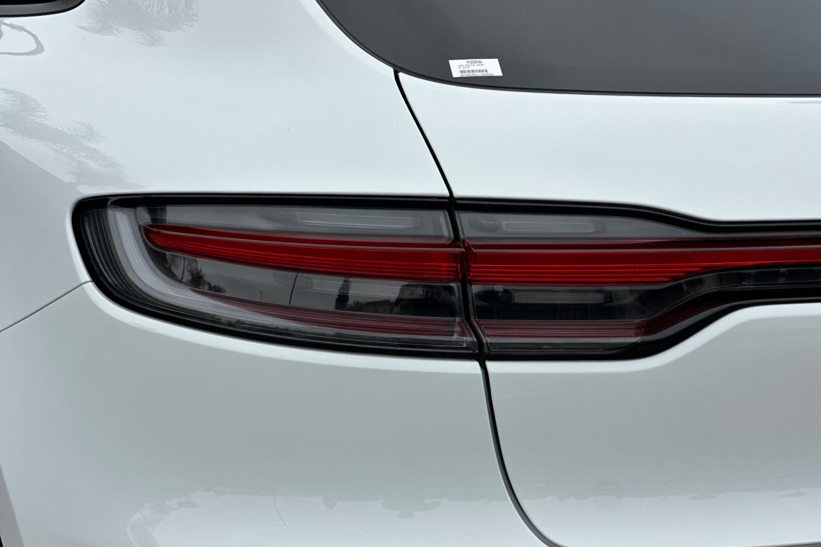 2020 Porsche Macan photo 38