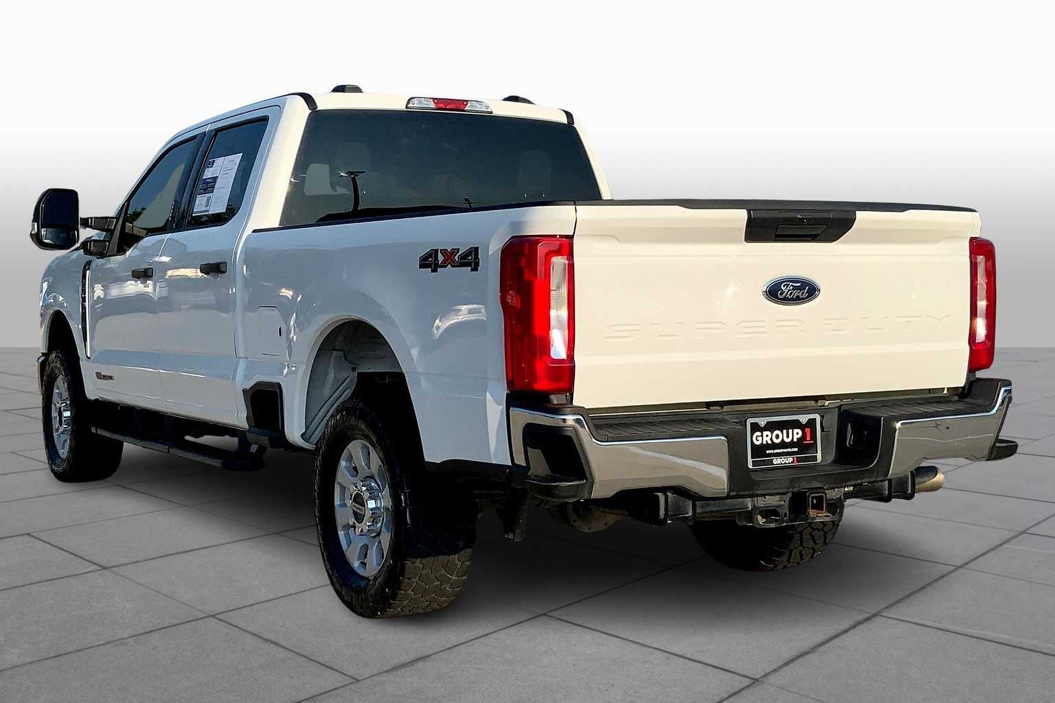 2024 Ford F-250 XLT photo 10