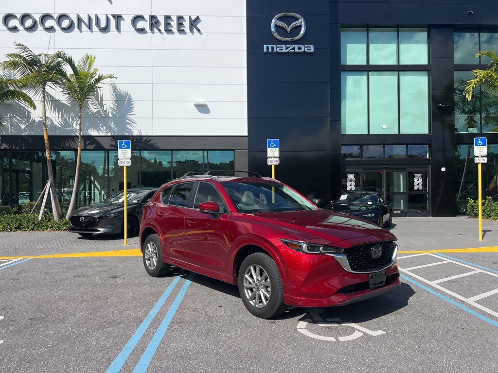 2024 Mazda CX-5 2.5 S Preferred photo 2