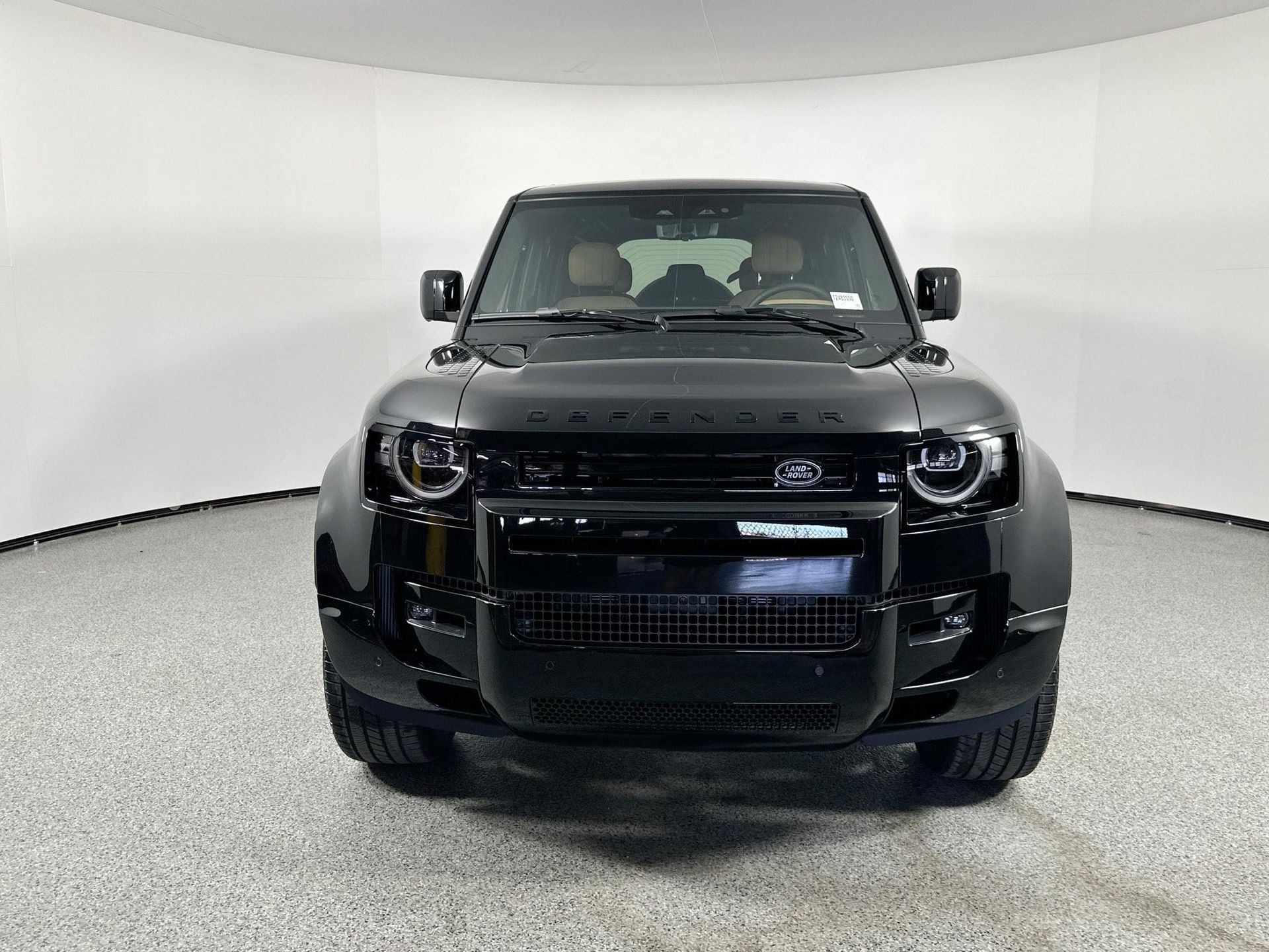 2026 Land Rover Defender 110 photo 2