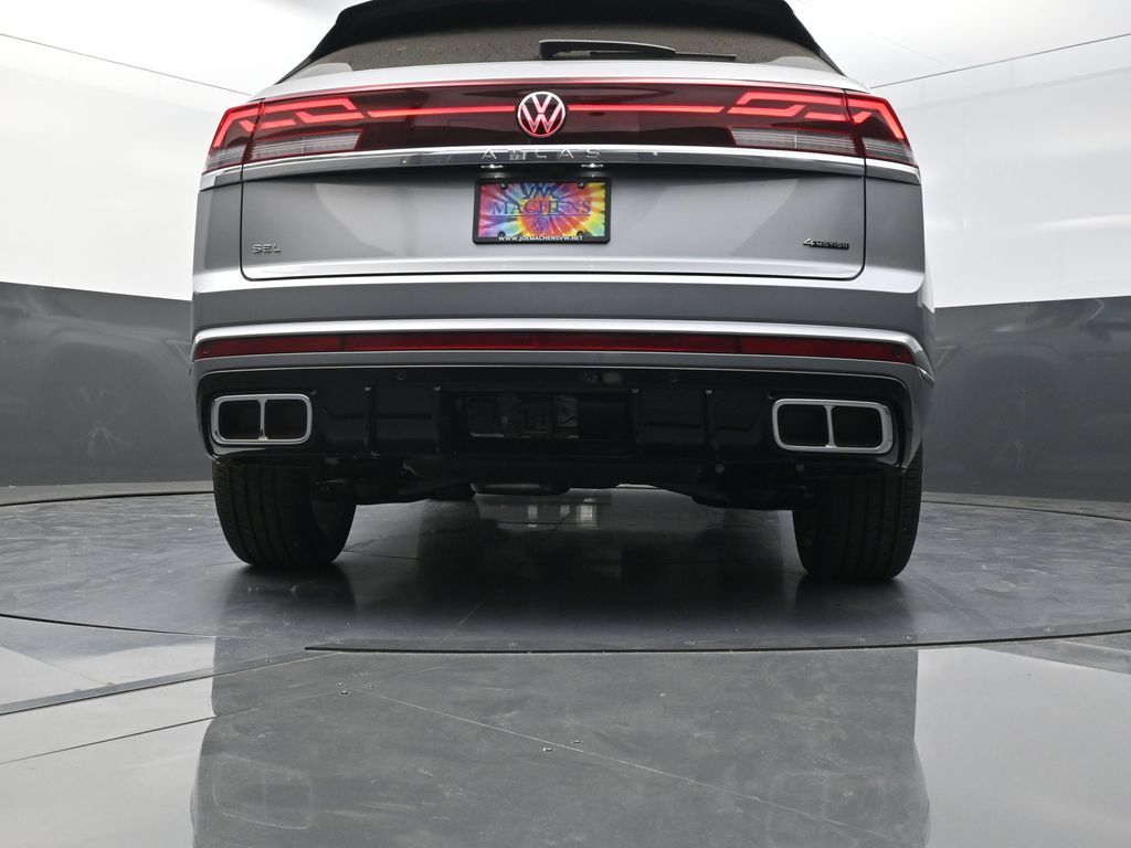 2025 Volkswagen Atlas Cross Sport SEL Premium R-Line photo 23