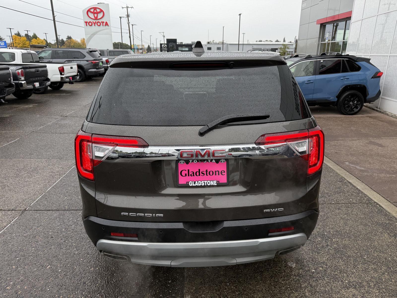 2020 Gmc Acadia SLE photo 2