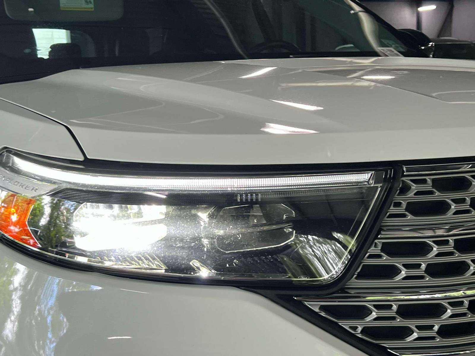 2022 Ford Explorer Limited photo 3