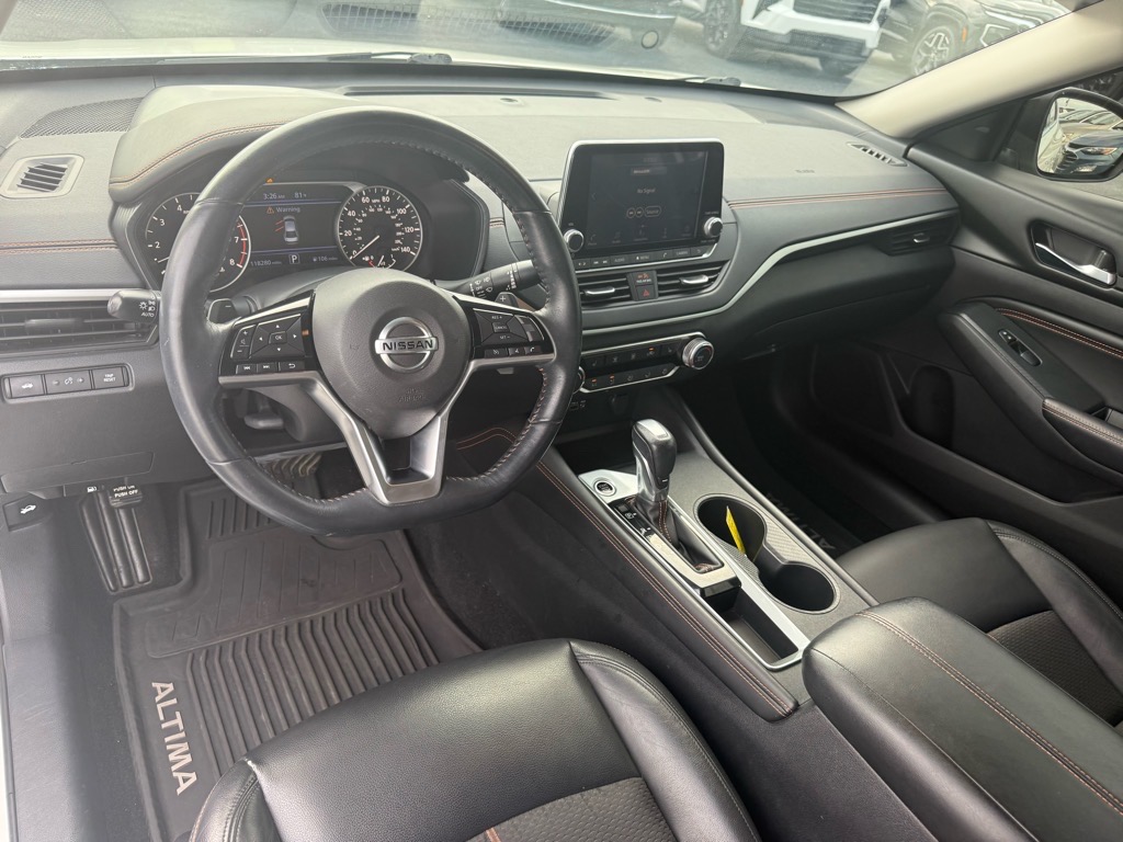 2019 Nissan Altima 2.5 SR photo 13