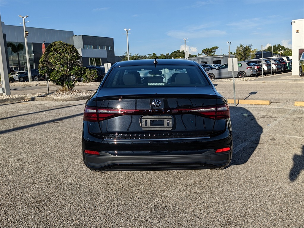 2025 Volkswagen Jetta 1.5T Sport photo 6