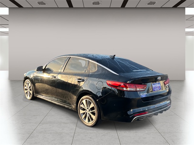 2017 Kia Optima SX photo 4