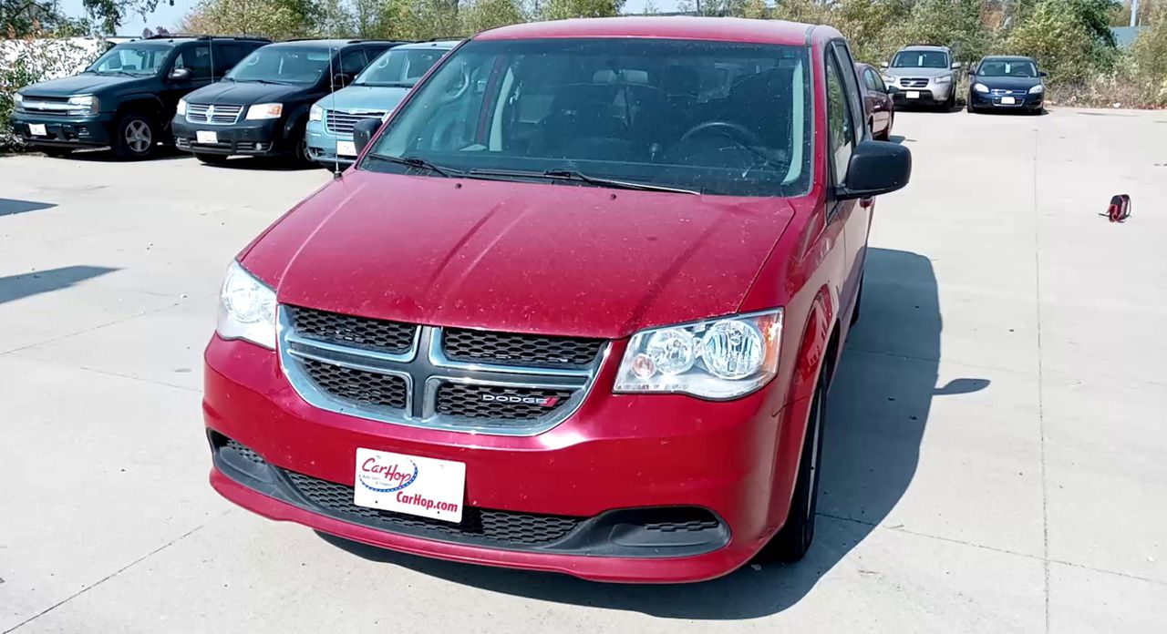 PreOwned 2016 Dodge Grand Caravan SE MINIVAN Y194149 in Cedar Rapids