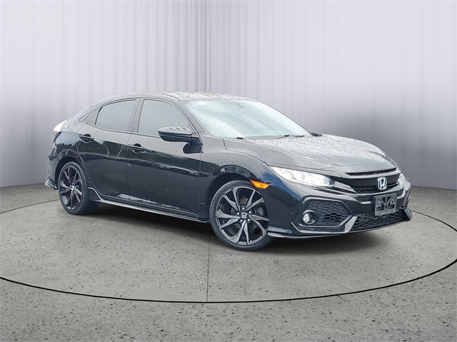 2018 Honda Civic Sport photo 2