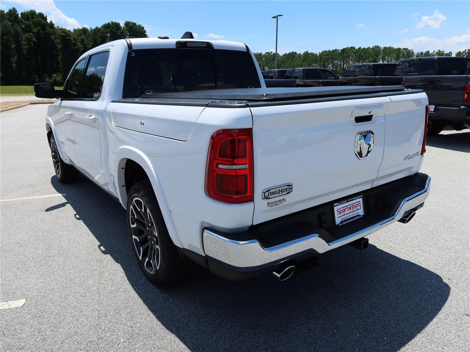 2025 Ram 1500 Longhorn photo 2