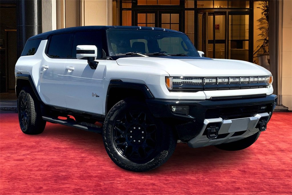 Used 2024 GMC HUMMER EV 2X with VIN 1GKB0NDE3RU114189 for sale in Pasadena, CA