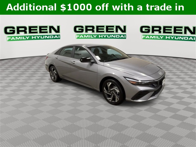2025 Hyundai Elantra SEL Sport photo 2