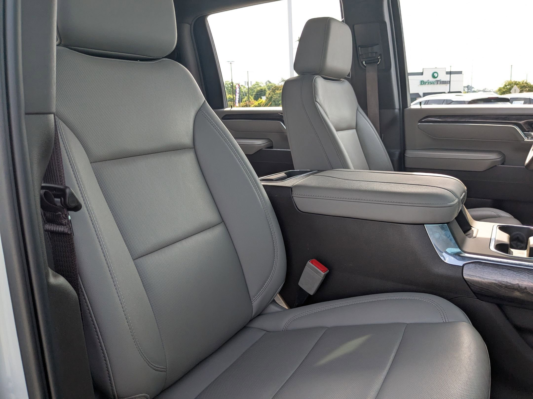 2024 Chevrolet Silverado 2500HD LTZ photo 36