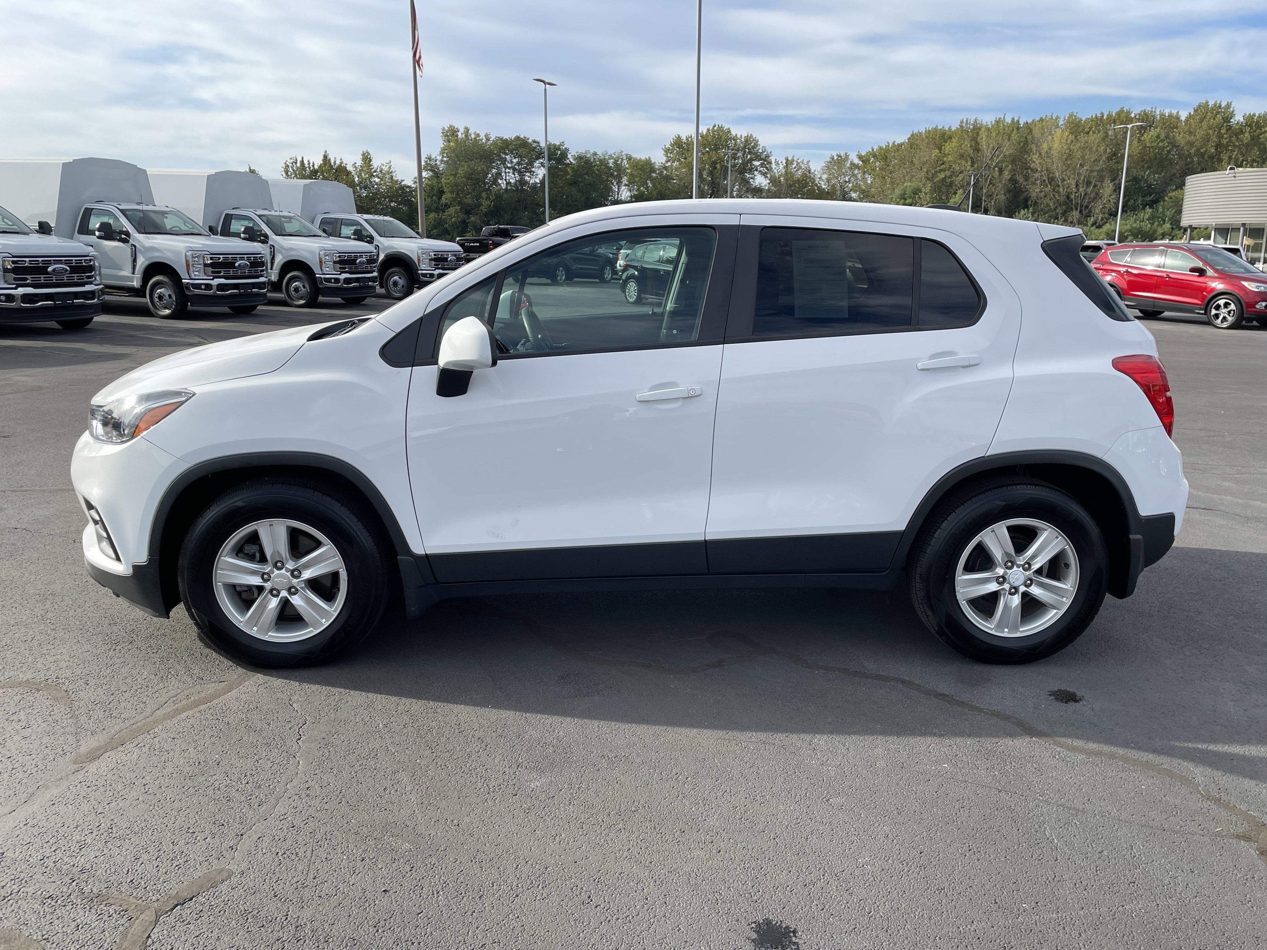 Used 2019 Chevrolet Trax LS with VIN 3GNCJKSB9KL306924 for sale in East Peoria, IL