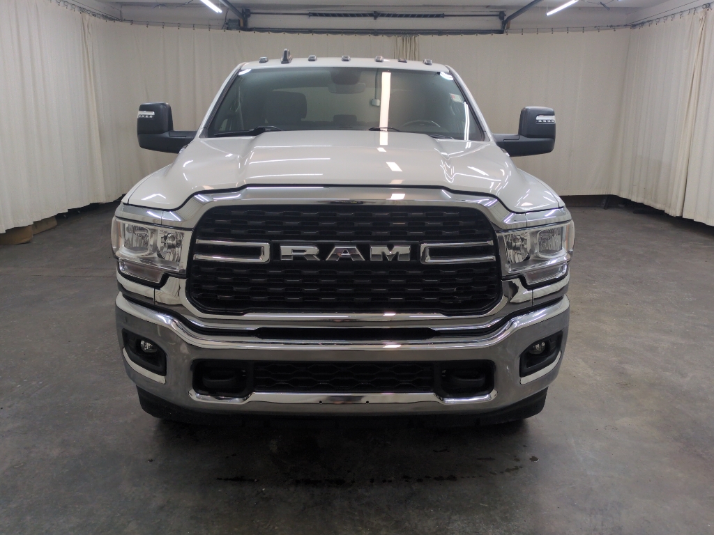 2024 Ram 3500 Big Horn photo 2