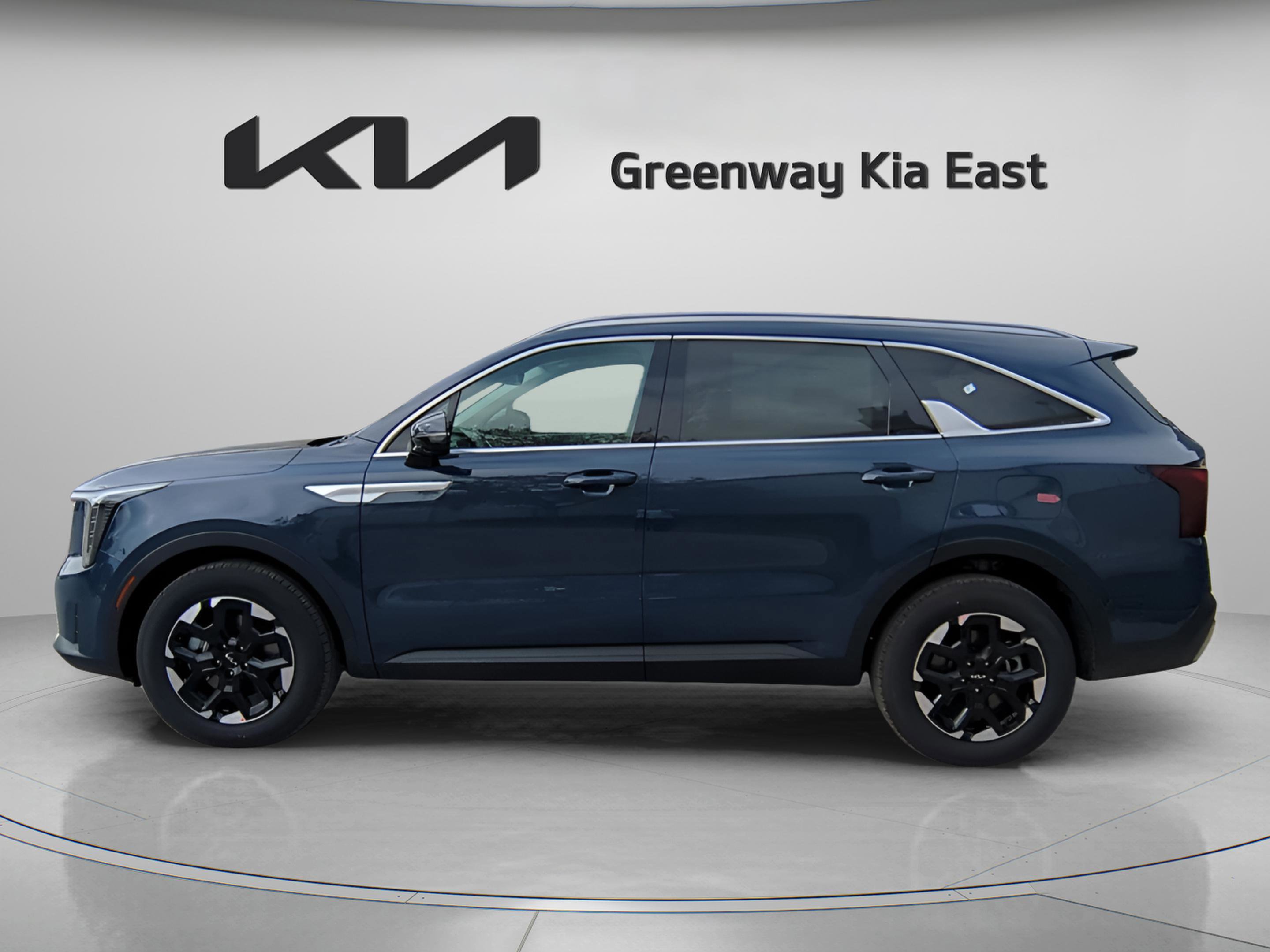 2025 Kia Sorento S photo 5