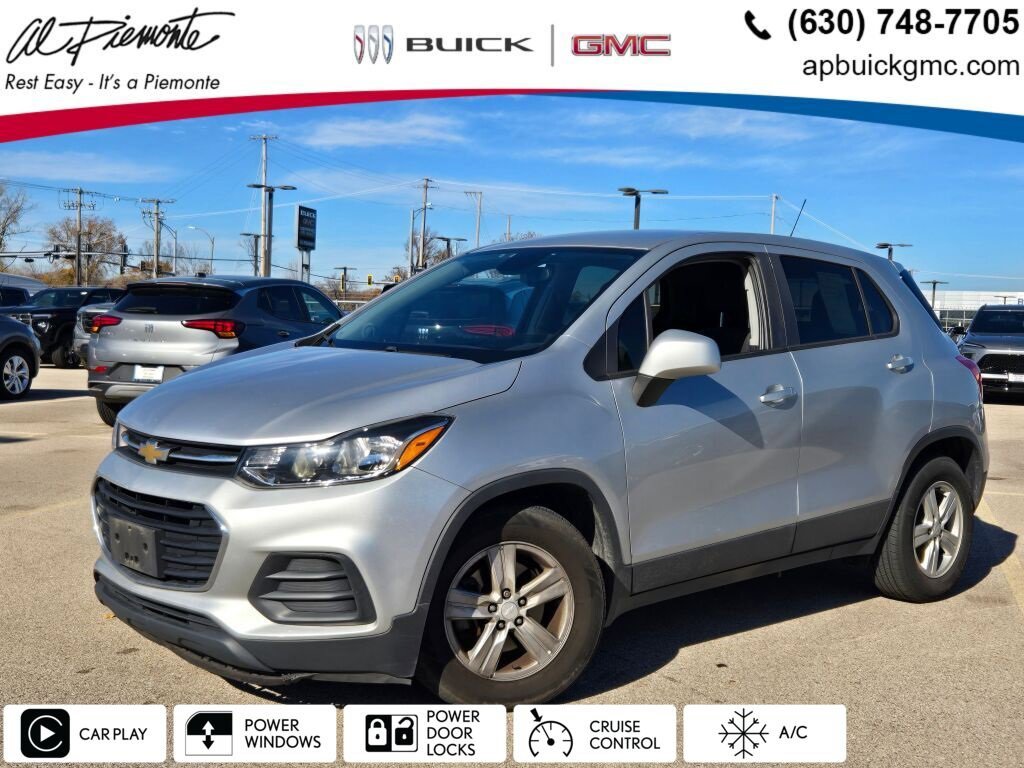 2020 Chevrolet Trax LS's photo