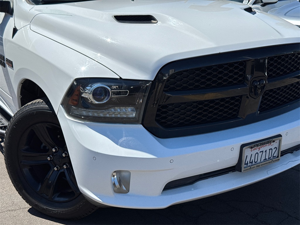 2017 Ram 1500 Night Edition photo 3