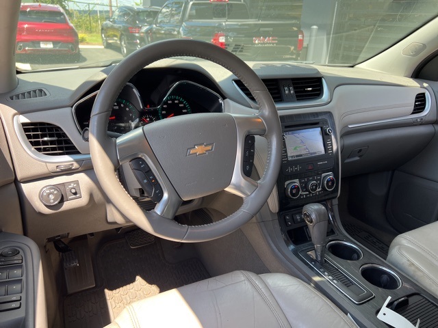 2016 Chevrolet Traverse 2LT photo 11
