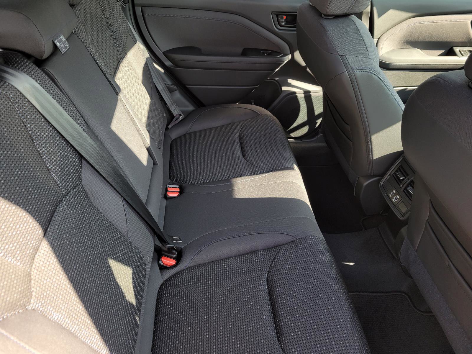 2025 Subaru Forester Premium photo 12