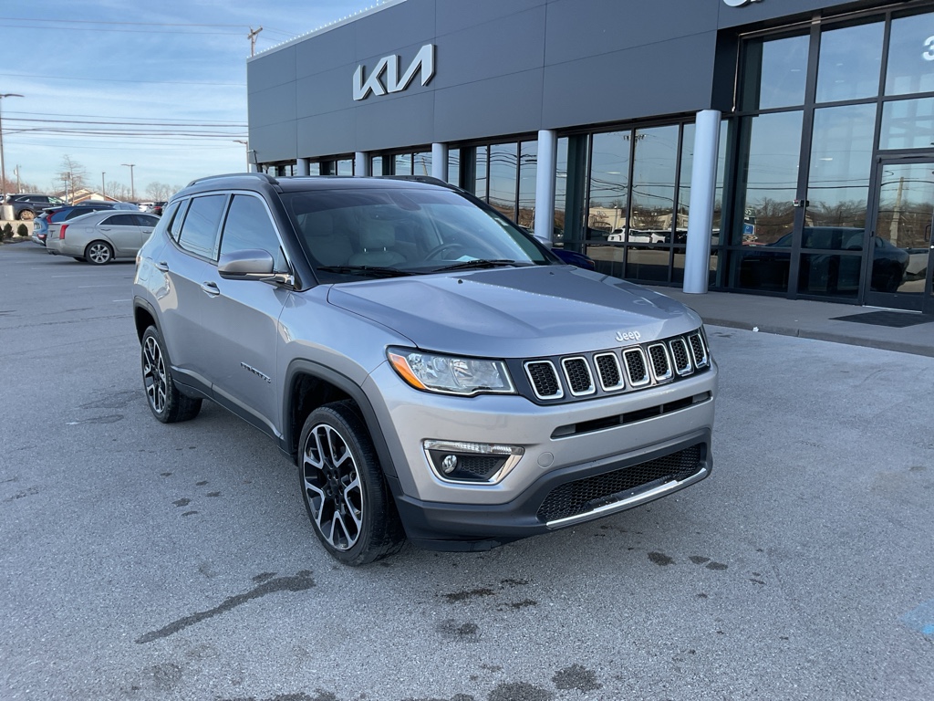 2018 Jeep Compass Limited's photo