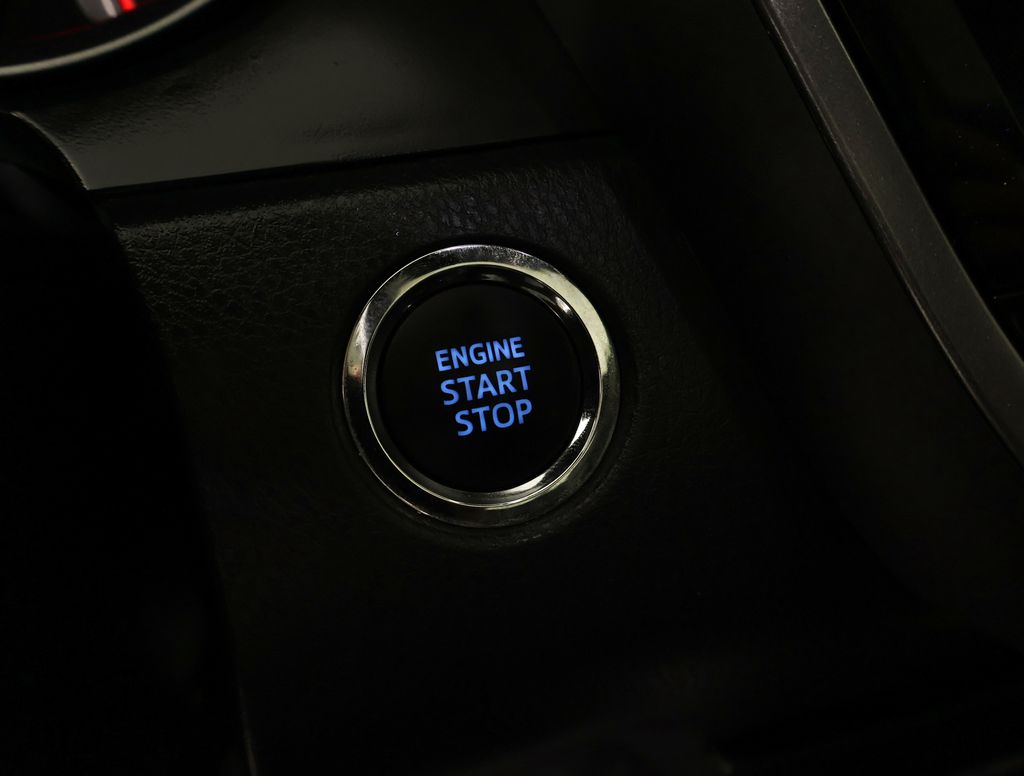 2022 Toyota Camry XSE photo 10