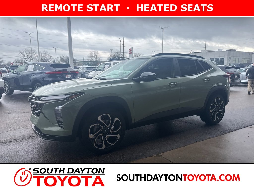 2024 Chevrolet Trax RS's photo