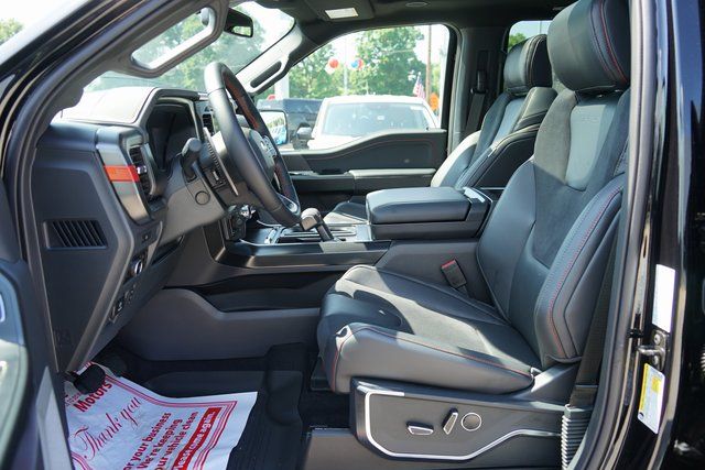 2025 FORD F-150 - Image 42