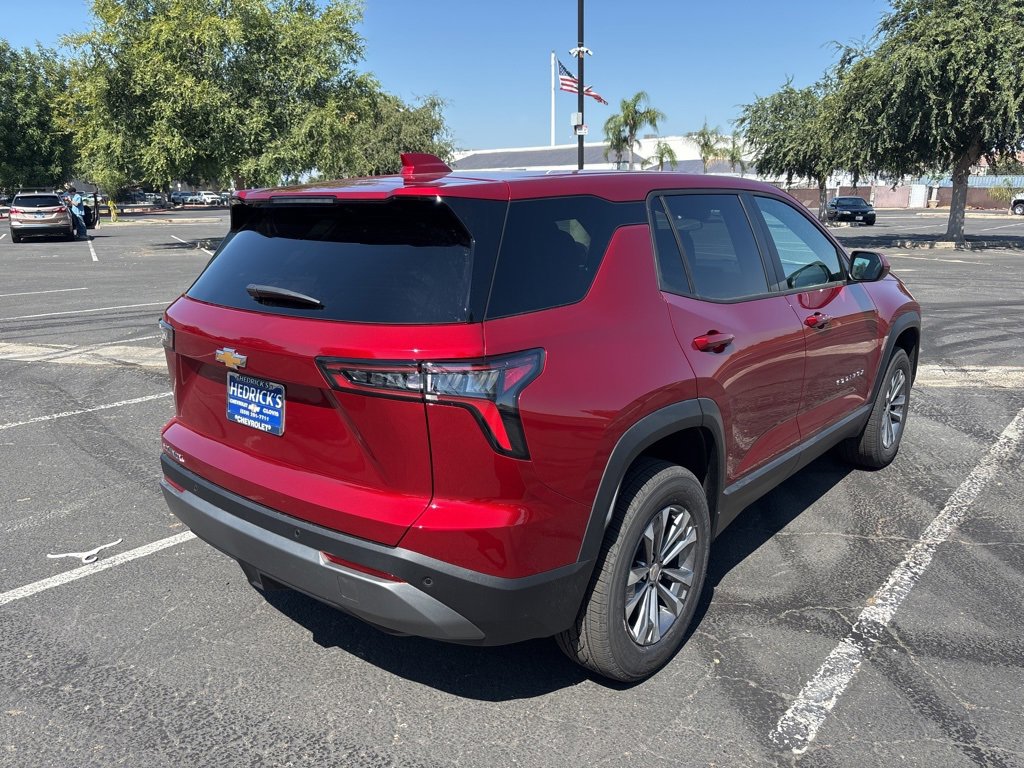 2026 Chevrolet Equinox LT photo 3