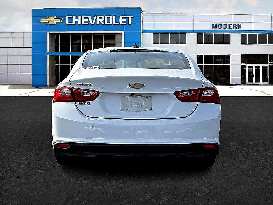 2020 Chevrolet Malibu photo 4