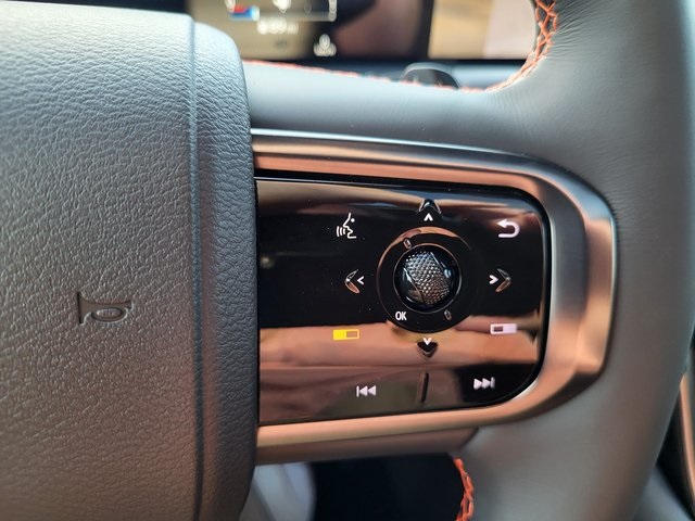 2025 Nissan Armada photo 19