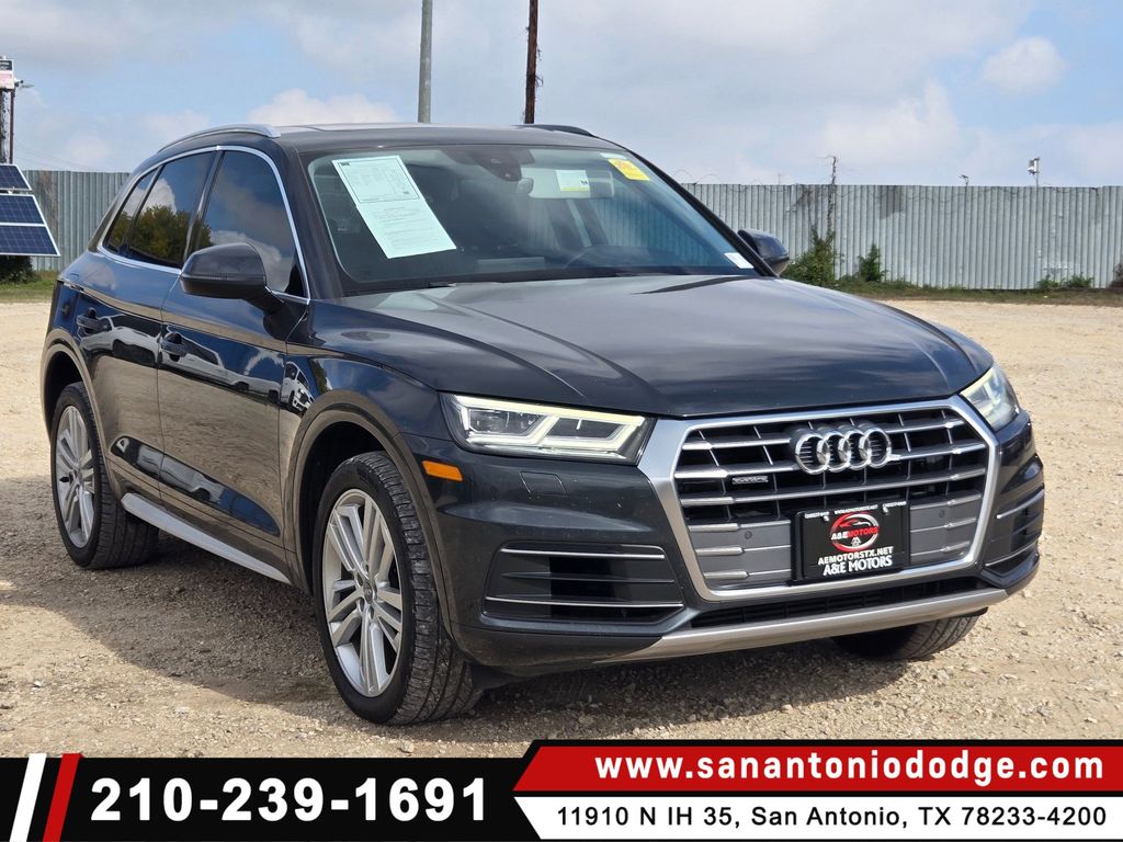 2020 Audi Q5 Premium Plus's photo