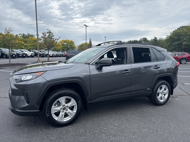 2021 Toyota RAV4 Hybrid LE photo 5