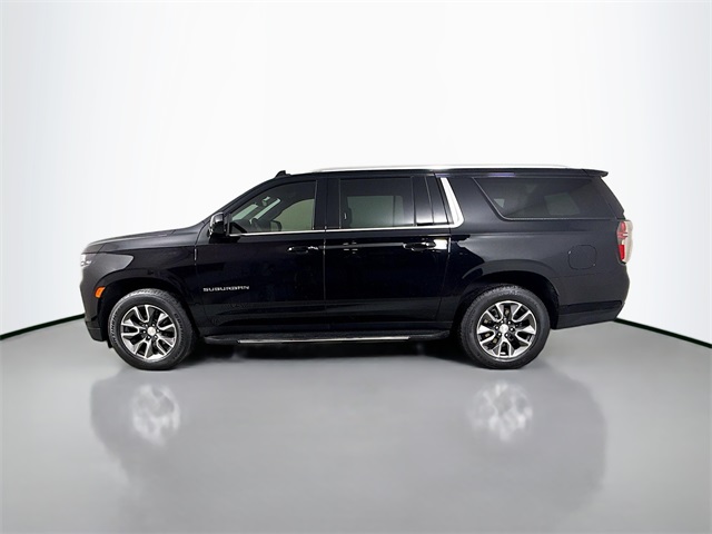 2023 Chevrolet Suburban LT photo 7