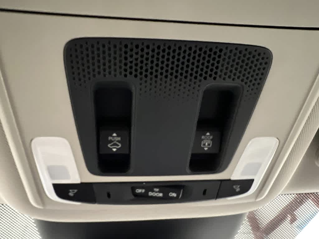 2025 Honda Pilot Elite photo 20