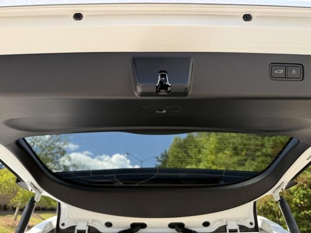 2026 Hyundai Ioniq SEL photo 28