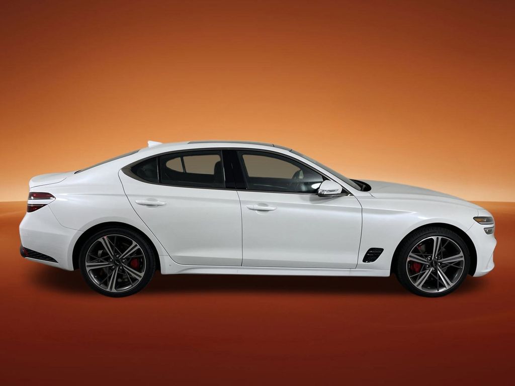 2025 Genesis G70 2.5T Sport Prestige photo 2