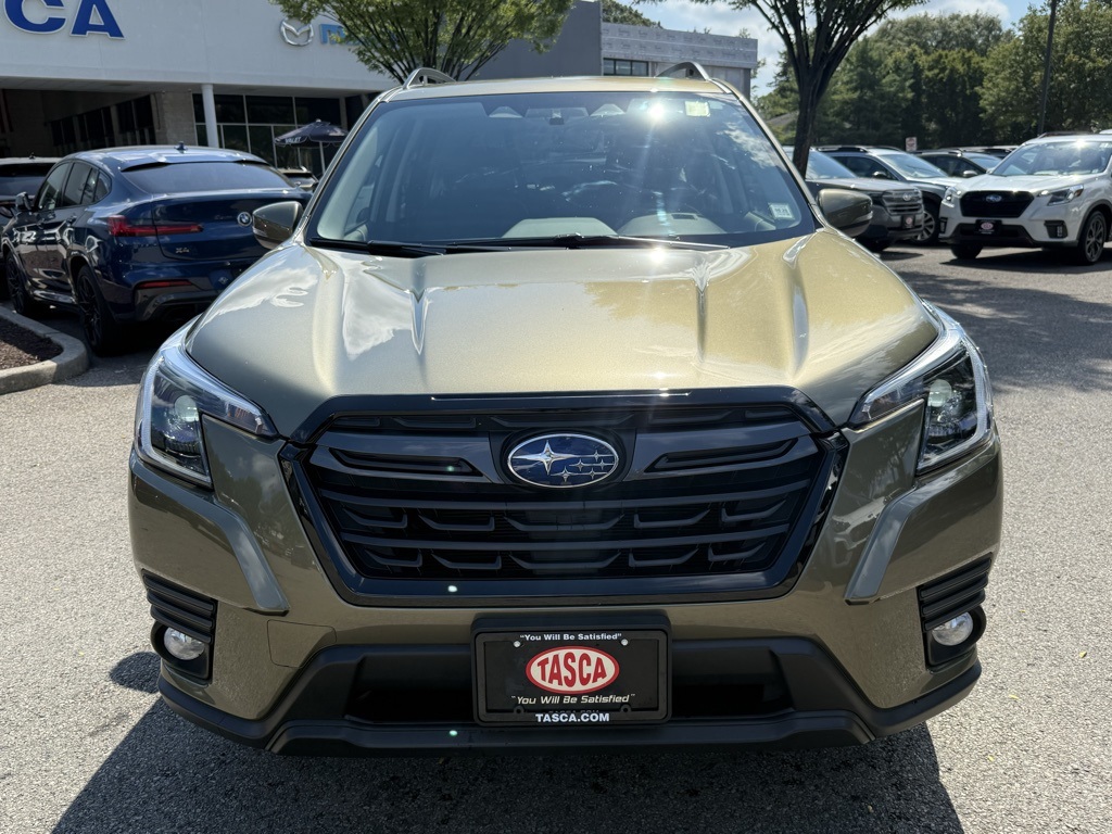 2023 Subaru Forester Limited photo 3