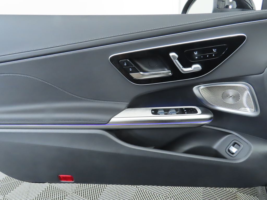 2025 Mercedes Benz CLE 300 4MATIC Cabriolet photo 32