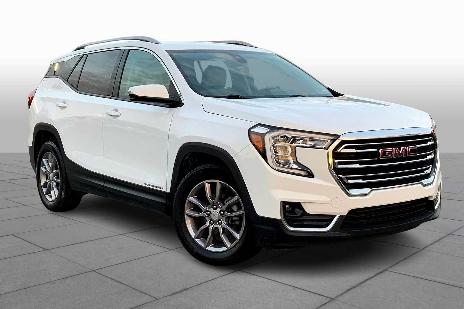 2023 Gmc Terrain SLT photo 2