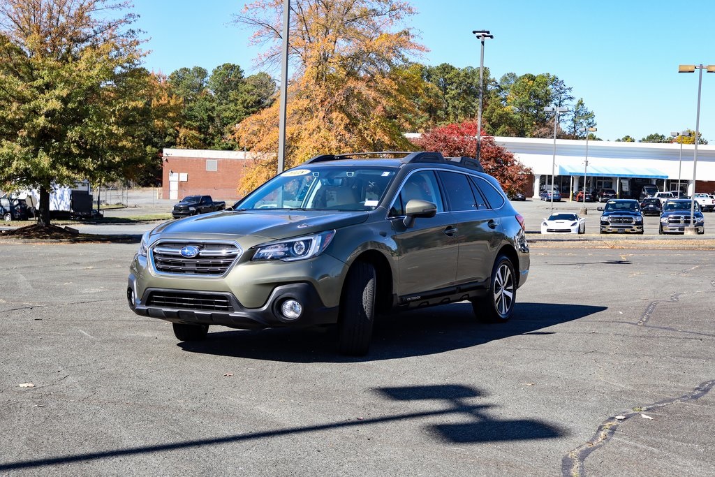 2018 Subaru Outback 2.5i photo 2