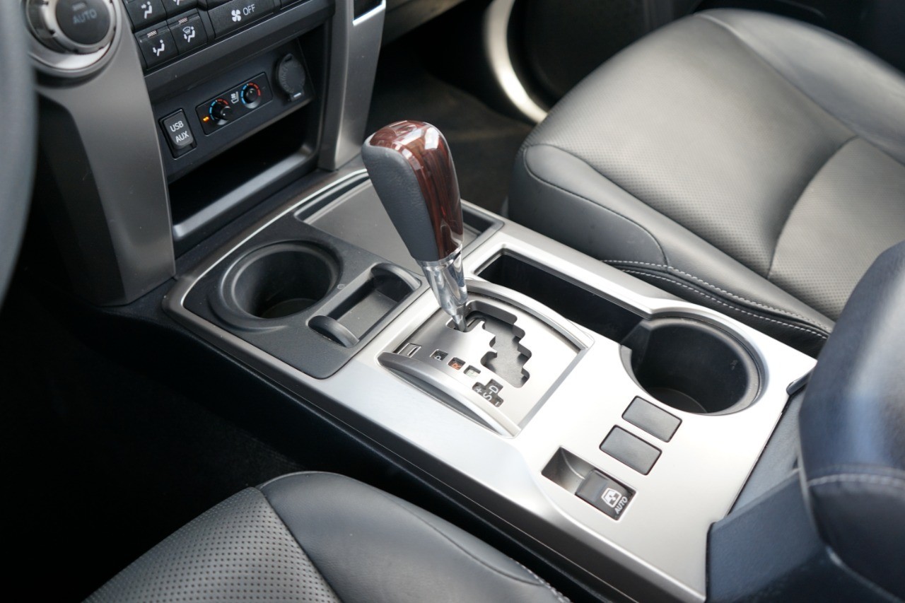 2019 Toyota 4Runner Limited photo 19