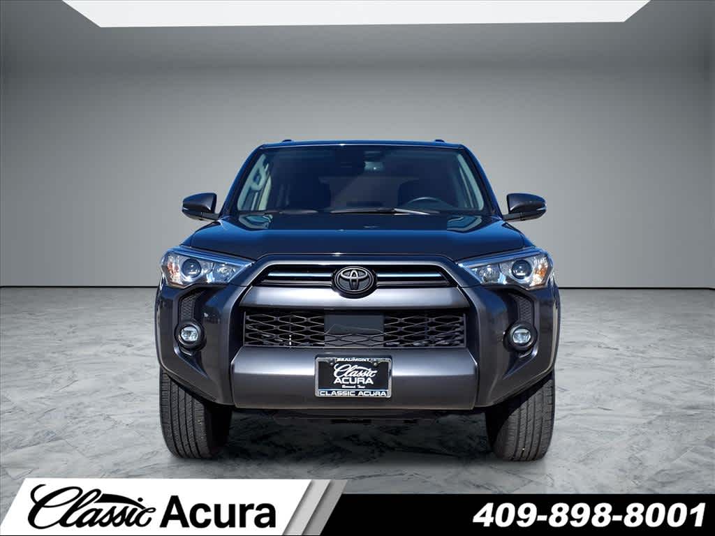 2023 Toyota RAV4 SR5 Premium photo 3