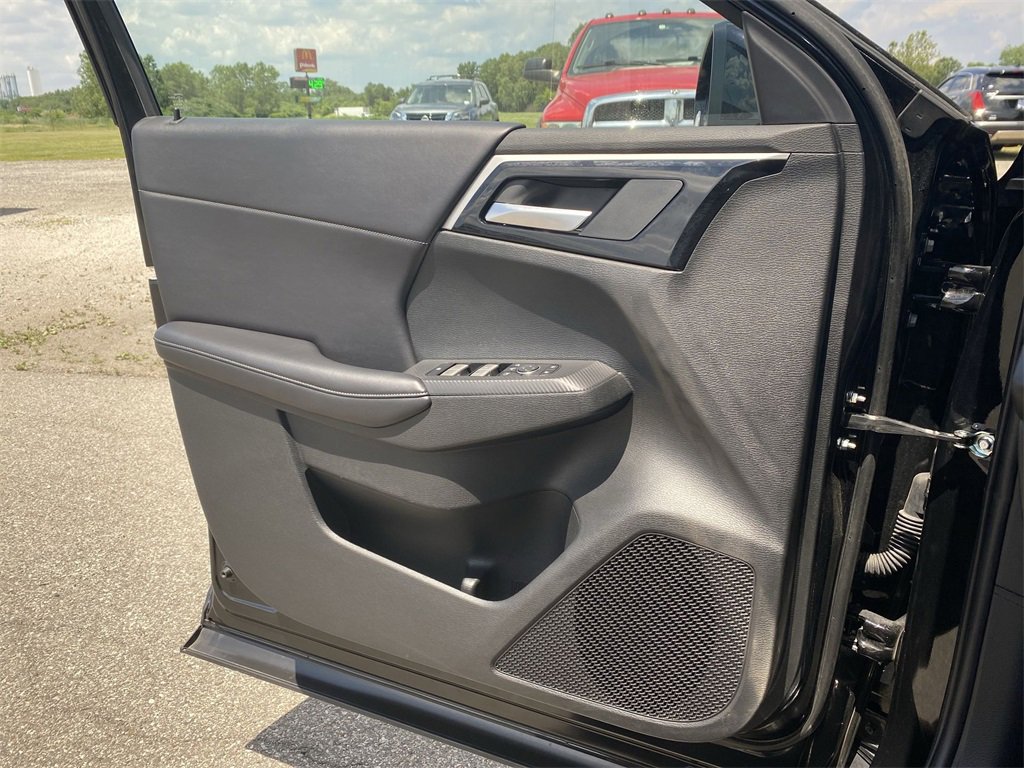 2023 Mitsubishi Outlander SE Black Edition photo 19