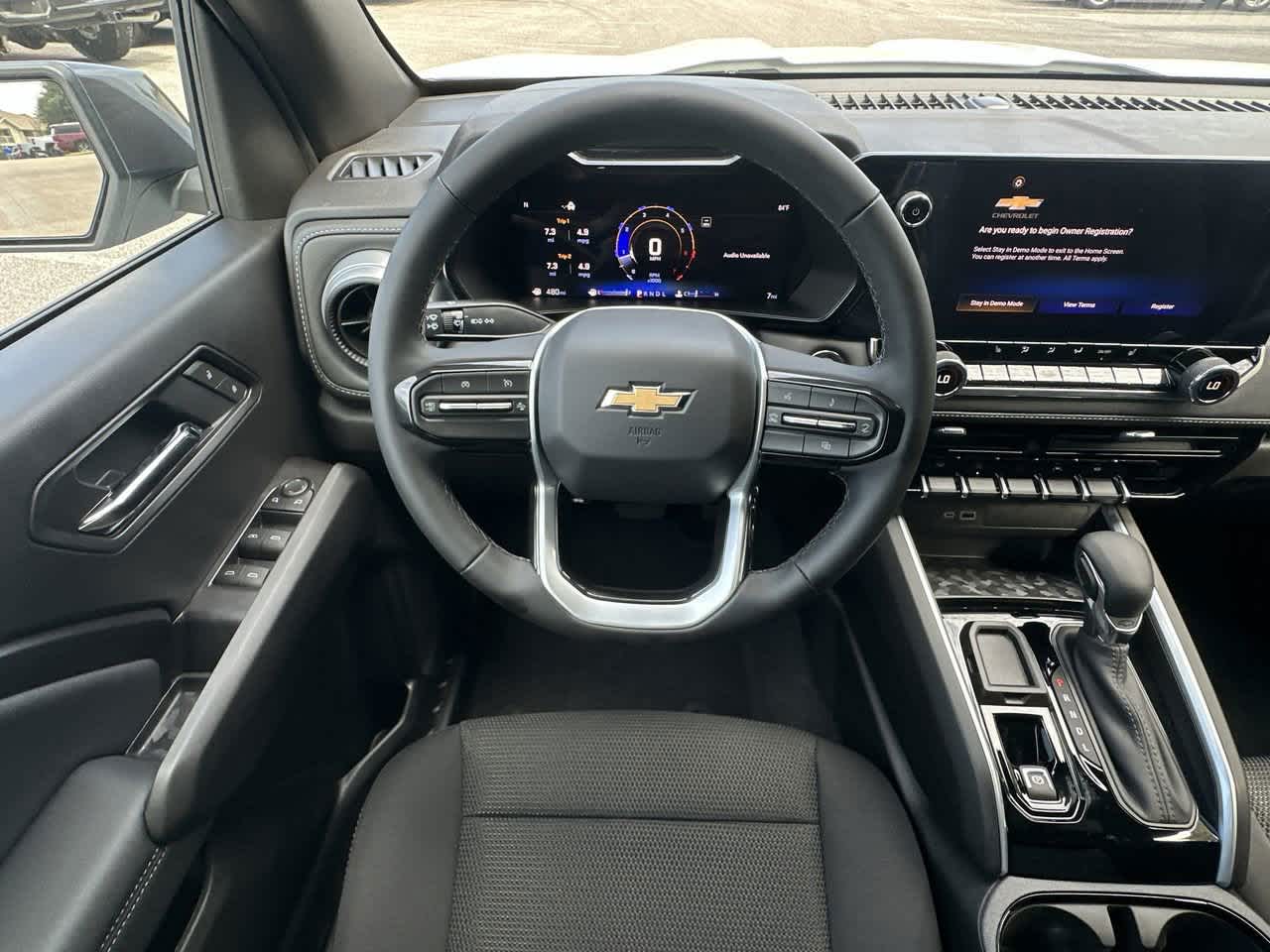 2026 Chevrolet Colorado LT photo 8
