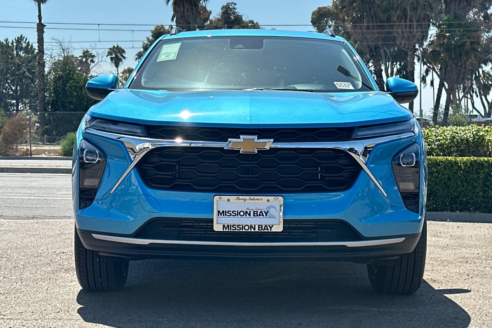 2025 Chevrolet Trax LT photo 9
