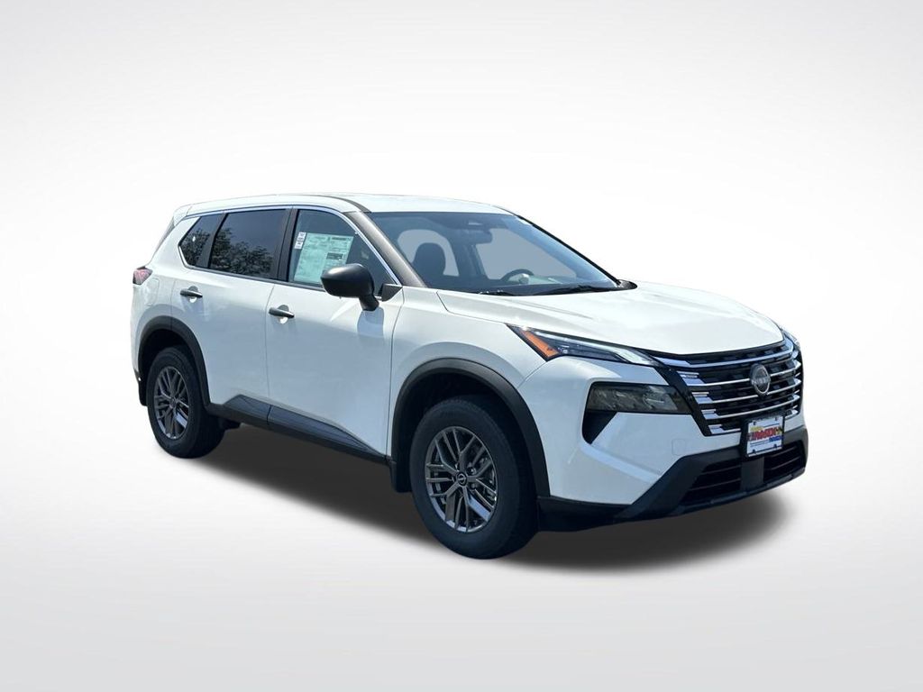 2026 Nissan Rogue S photo 7