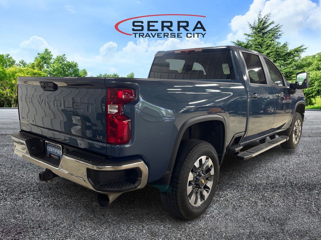 2024 Chevrolet Silverado 3500HD LT photo 4