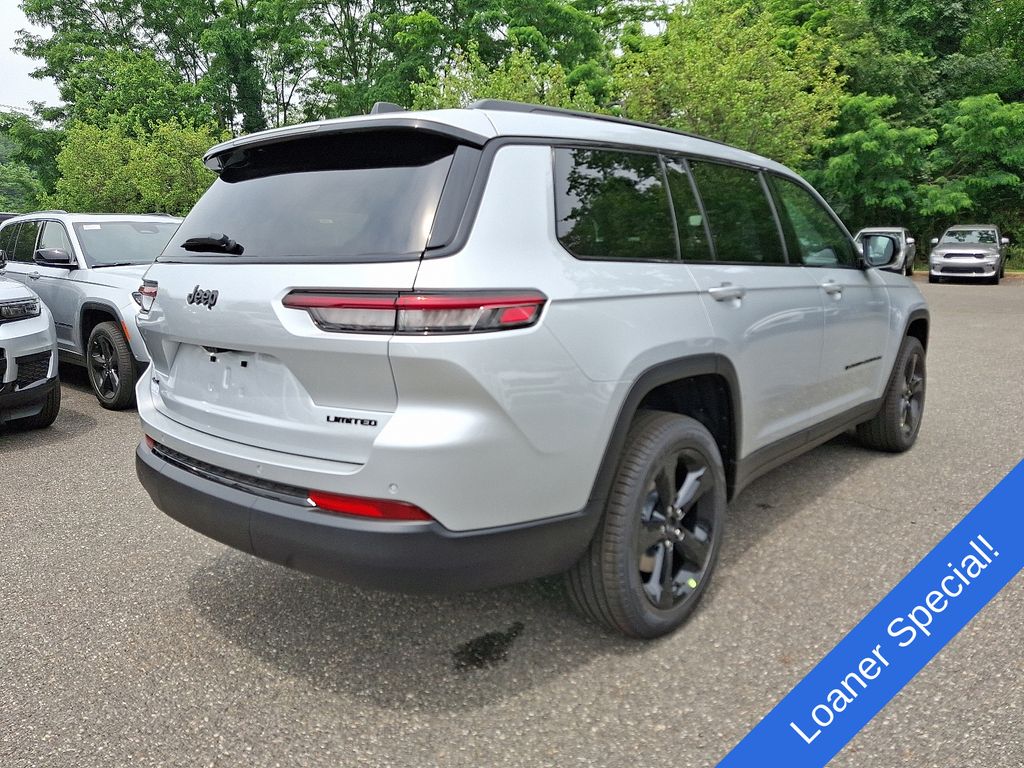 2025 Jeep Grand Cherokee Limited photo 4
