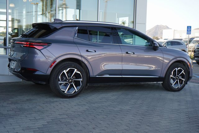 2025 Chevrolet Equinox EV 1LT photo 9